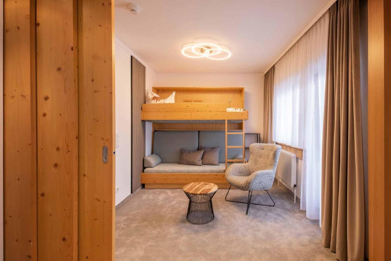 Familien- & Vitalhotel Auenhof Fulpmes Ngoại thất bức ảnh
